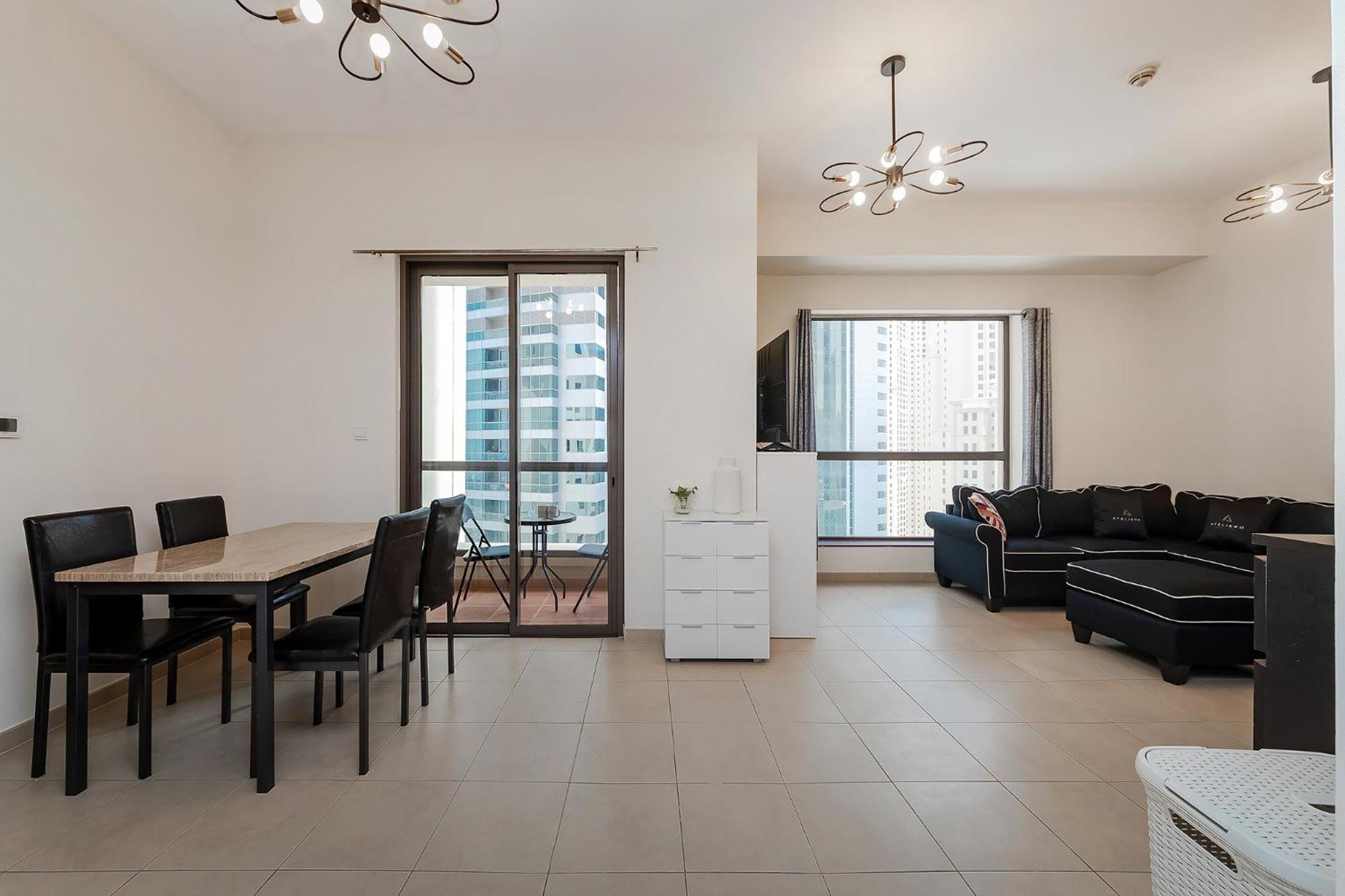 Excellent 1bdr At Bahar 6 *