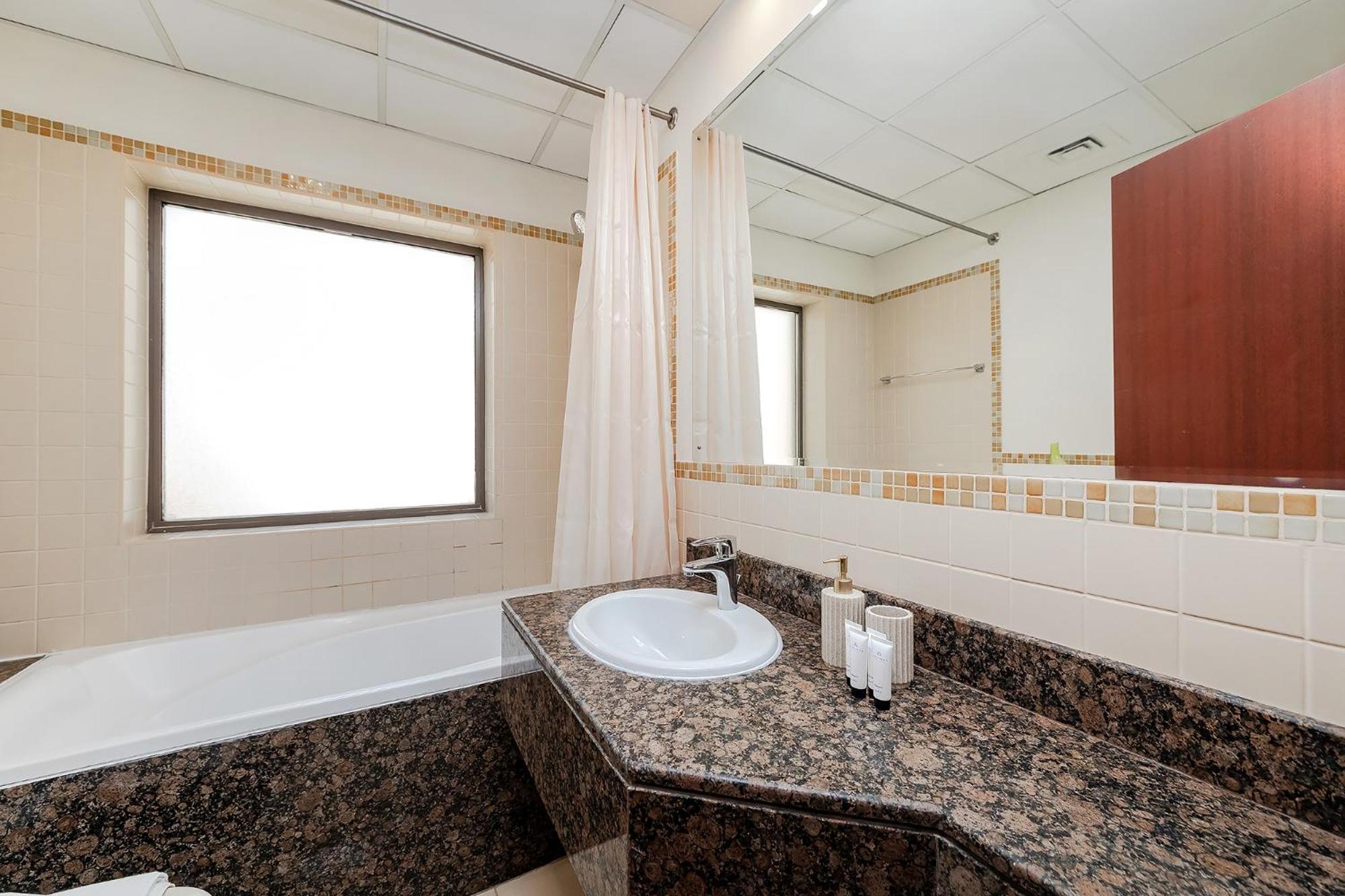Excellent 1bdr At Bahar 6 Apartment Dubai