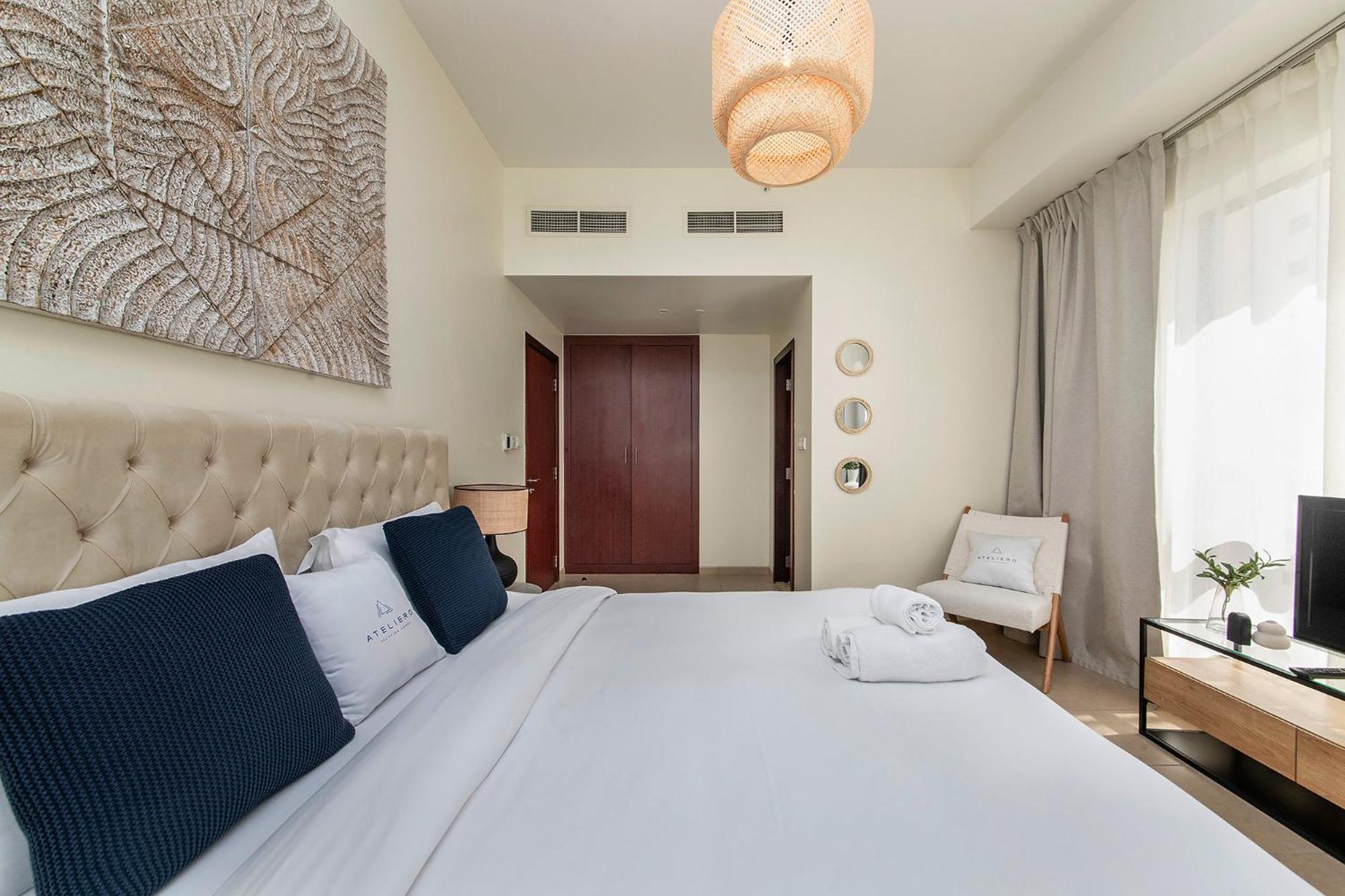 Excellent 1bdr At Bahar 6 *
