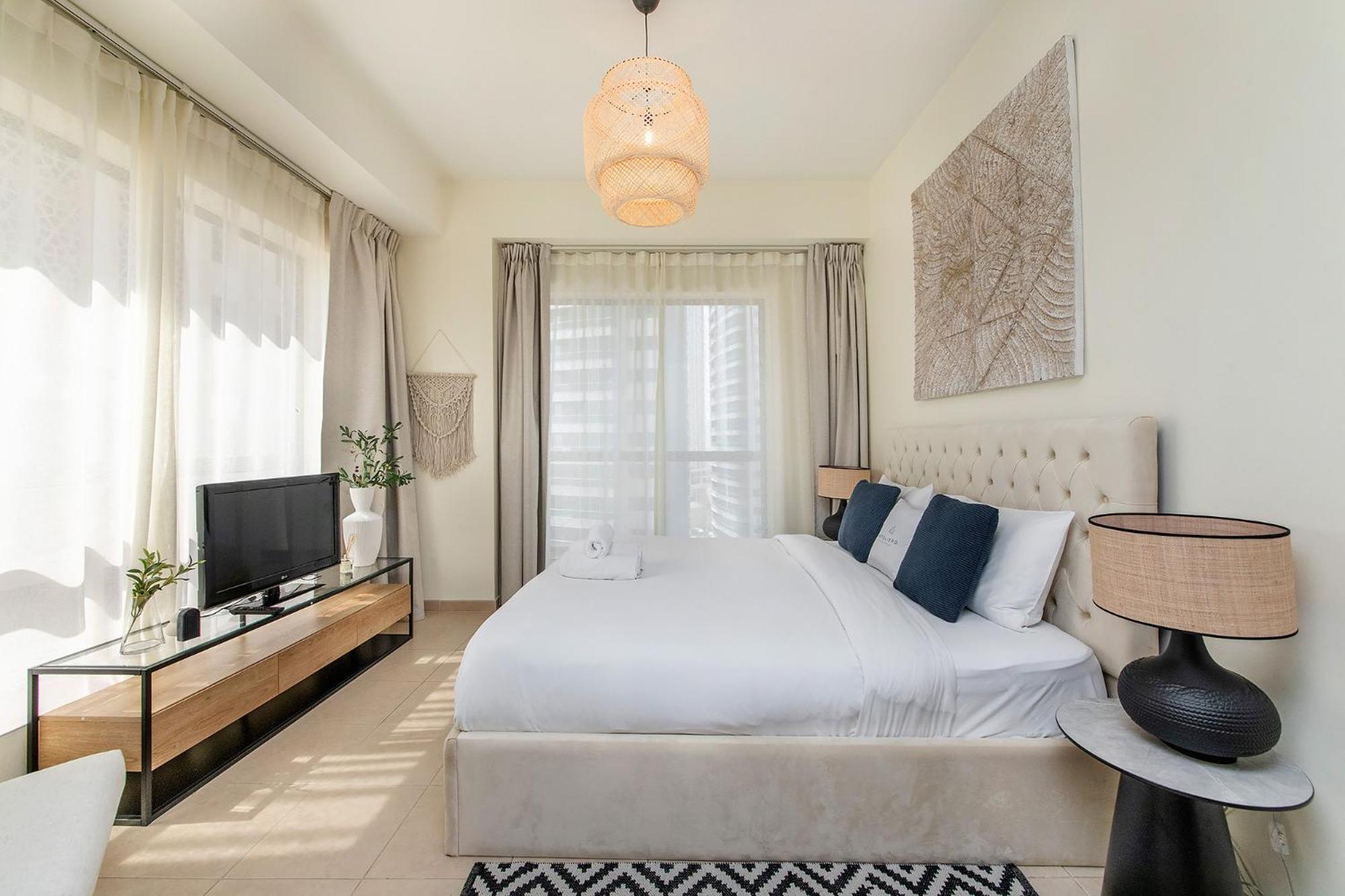 Excellent 1bdr At Bahar 6 Dubai