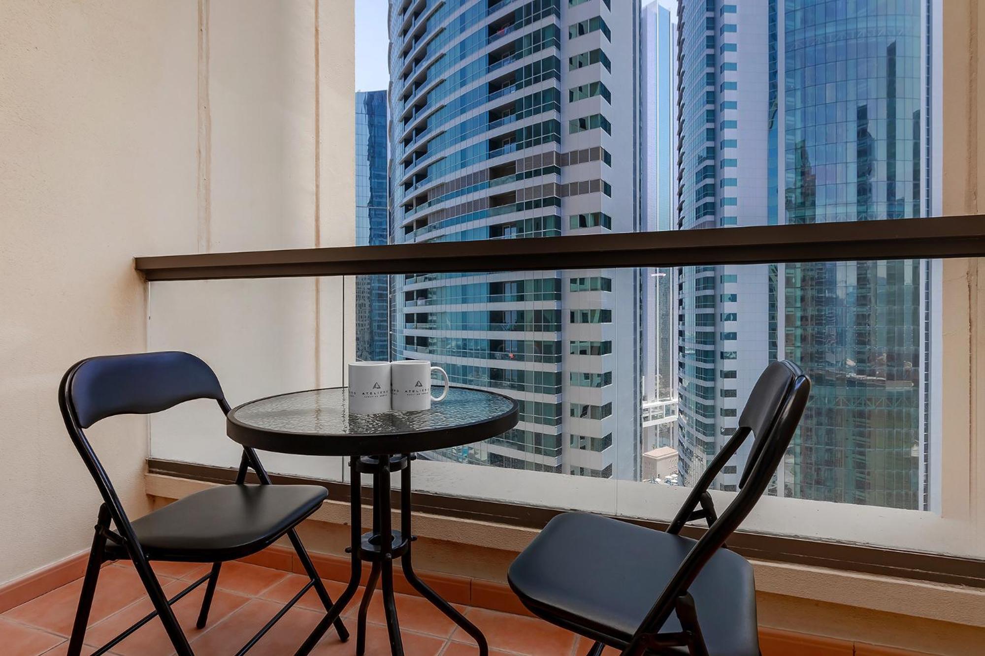 Excellent 1bdr At Bahar 6 شقة